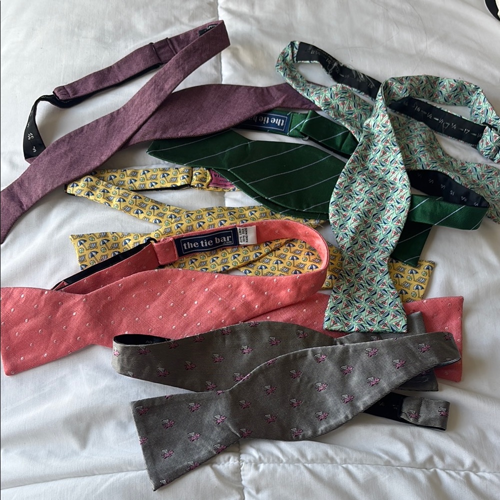 Assortment of Men’s Bow Ties